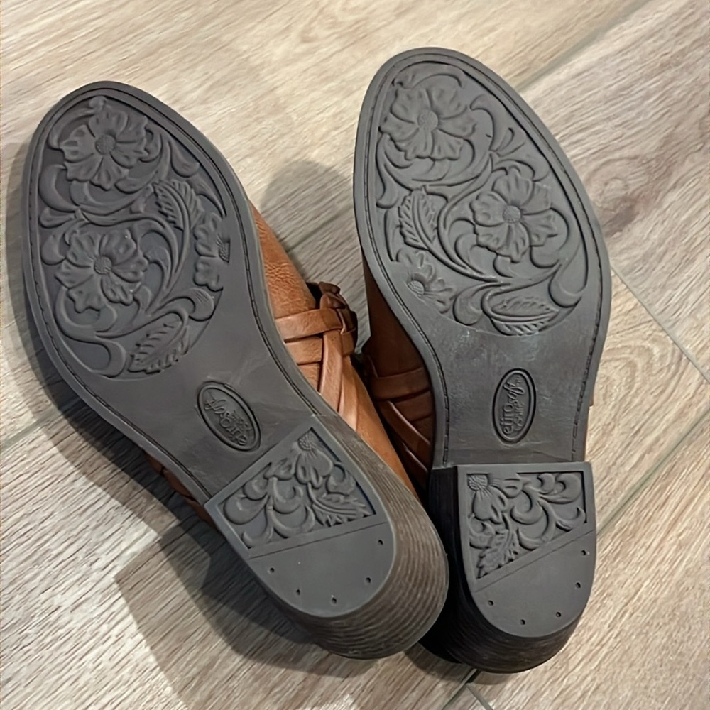 Euro Soft by Sofft Light Brown Leather Mules Braided Detail Size 6M - Picture 10 of 14